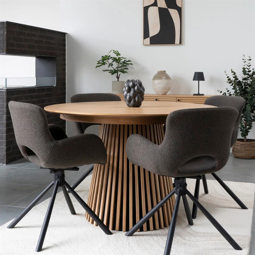Lisette Spisebord i Egetræ med Tillægsplader - Stilfuld Design