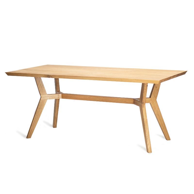 Piko Olieret Egetræ Spisebord – Elegant Minimalisme til Dit Hjem